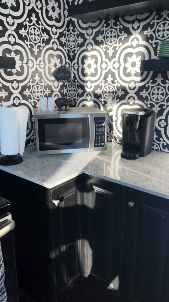 Dixie Star Suite Coffee Microwave